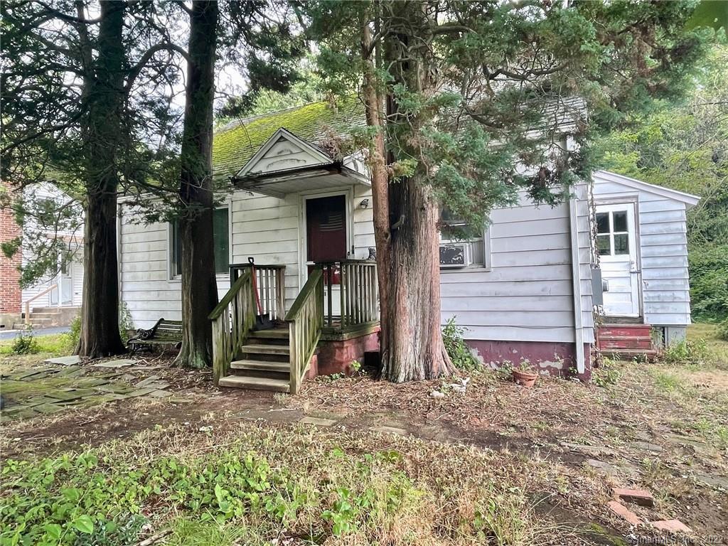 11 High Gate Road Westport, CT 06880 - Photo 1 of 1 Gallery Image 1