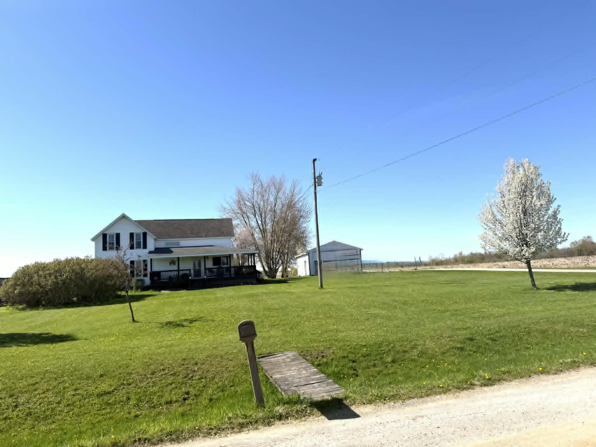 8377 Truman Road Evart, MI 49631 - Photo 5 of 95 bf37dd3c-8c23-4214-886a-37b27b9f762b