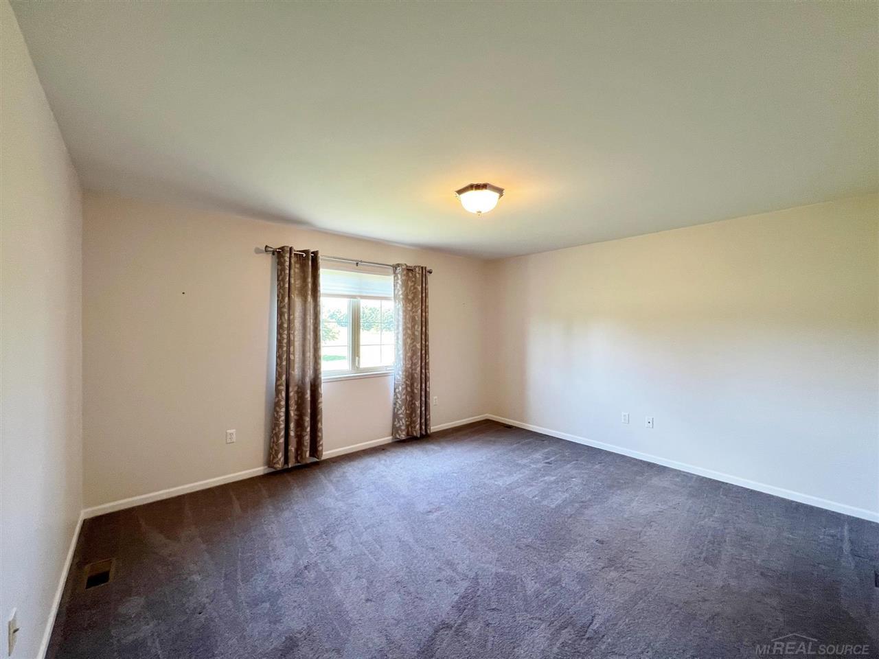 5400 Babcock Road Lexington, MI 48450 - Photo 9 of 26 50078692-8.JPG