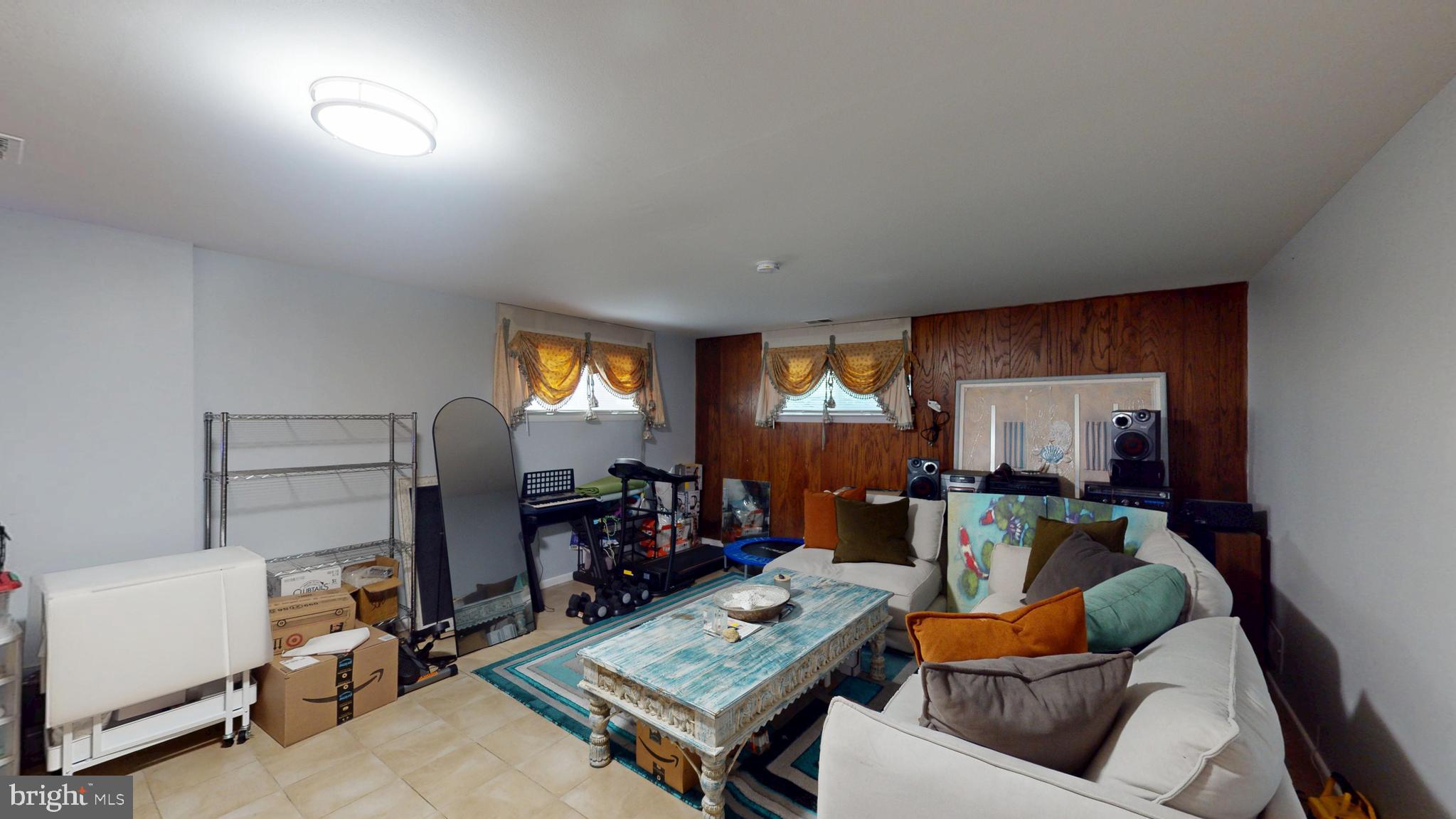 522 East Indian Spring Drive Silver Spring, MD 20901 - Photo 23 of 46 Gallery Image 23