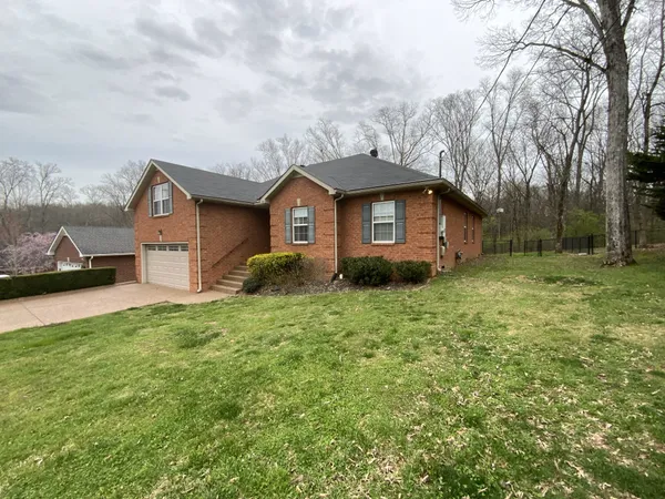 $2,195 | 521 Spring Hill Drive, Smyrna, TN 37167