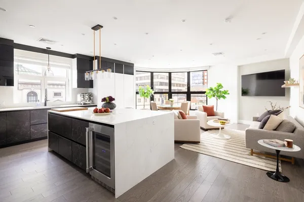 $2,998,008 | 69 Walnut Street, Unit 4, Brookline, MA 02445