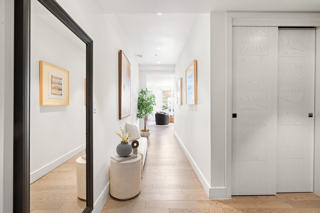 69 Walnut Street, Unit 4 Brookline, MA 02445 - Photo 13 of 19