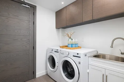 $2,998,008 | 69 Walnut Street, Unit 4, Brookline, MA 02445