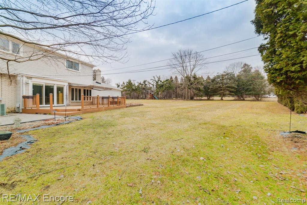 948 Spartan Court Rochester Hills, MI 48309 - Photo 39 of 41
