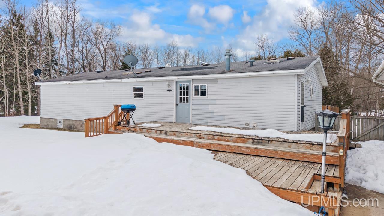W4593 Number 34 Road Nadeau, MI 49863 - Photo 3 of 29