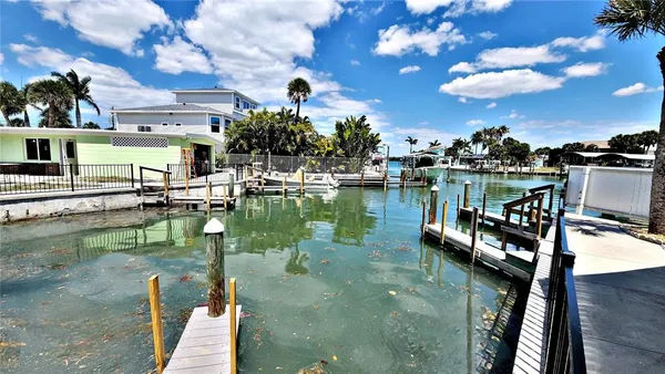 $1,100 | Undisclosed Address, Englewood, FL 34223