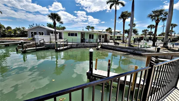 $1,100 | Undisclosed Address, Englewood, FL 34223