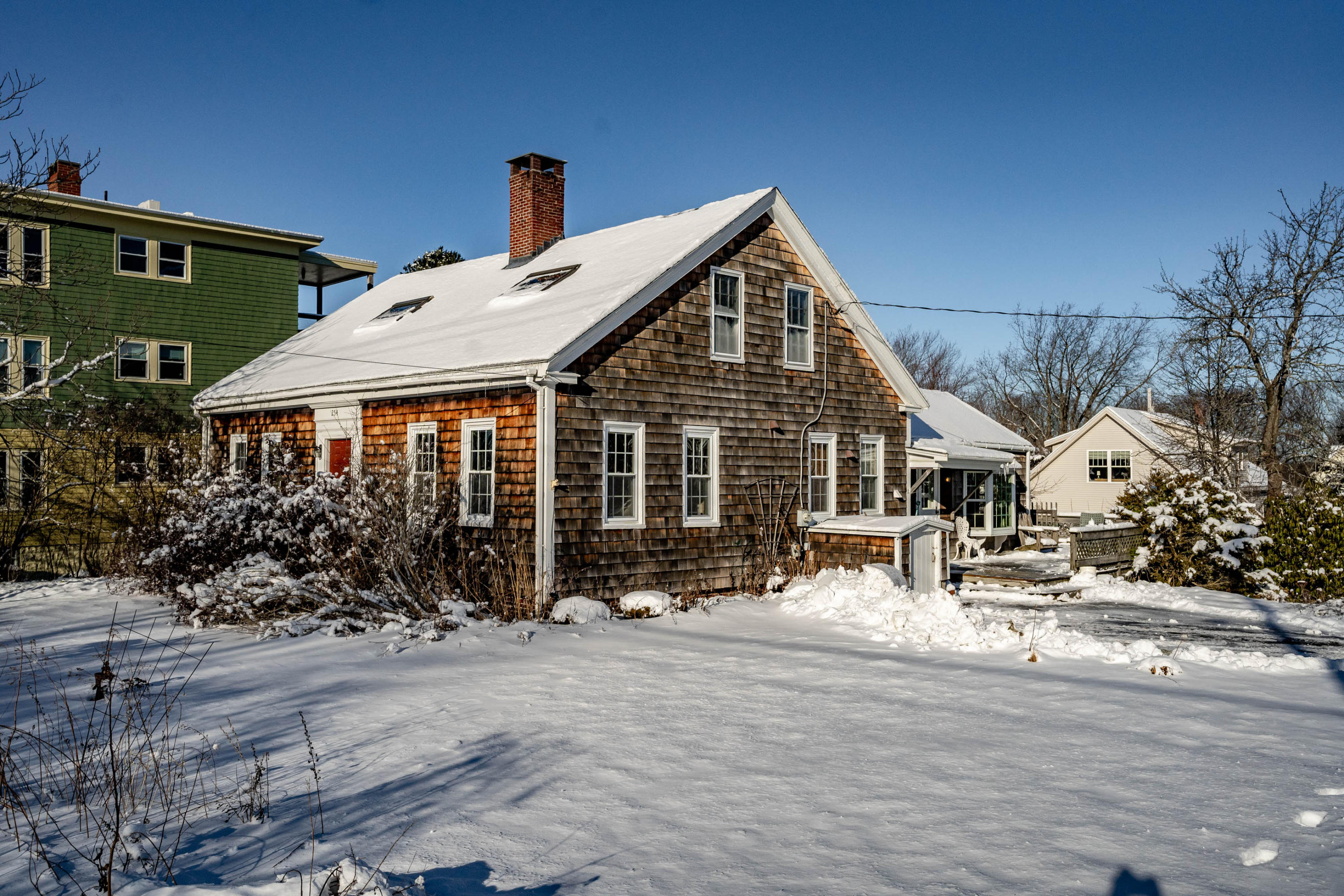 254 Cottage Road South Portland, ME 04106 - Photo 2 of 26 1-Exterior (5 of 12)