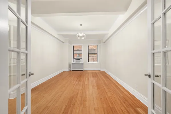 a picture of a bench in front of door