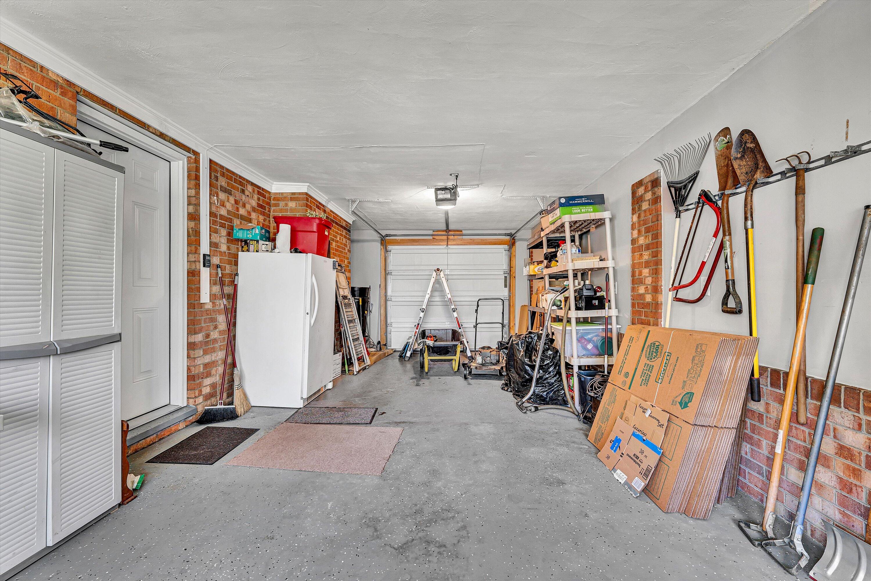 2312 Kipling Street Southwest Roanoke, VA 24018 - Photo 36 of 52 36-SGP-03366