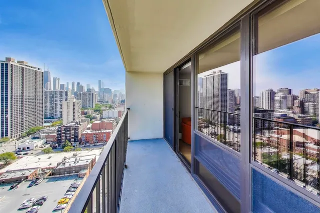 $475,000 | 1636 North Wells Street, Unit 2501, Chicago, IL 60614