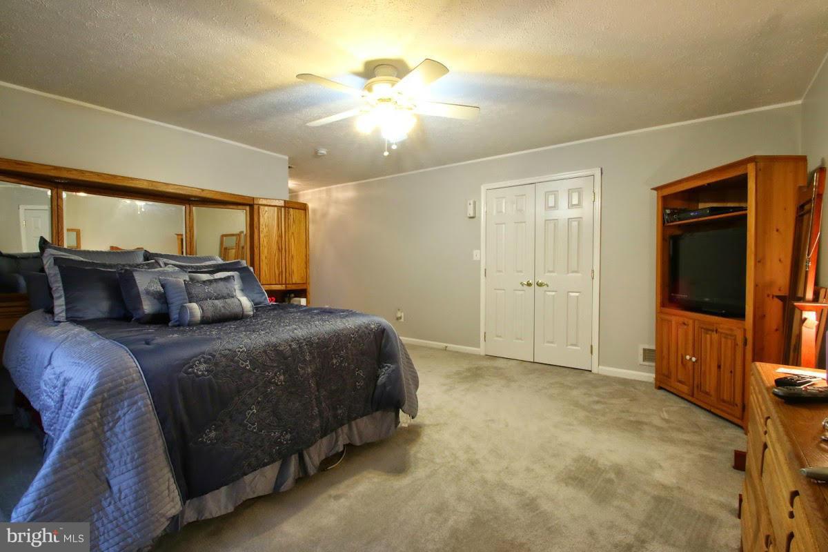 708 Walnut Grove Road Baltimore, MD 21221 - Photo 22 of 30 Bedroom (Master)