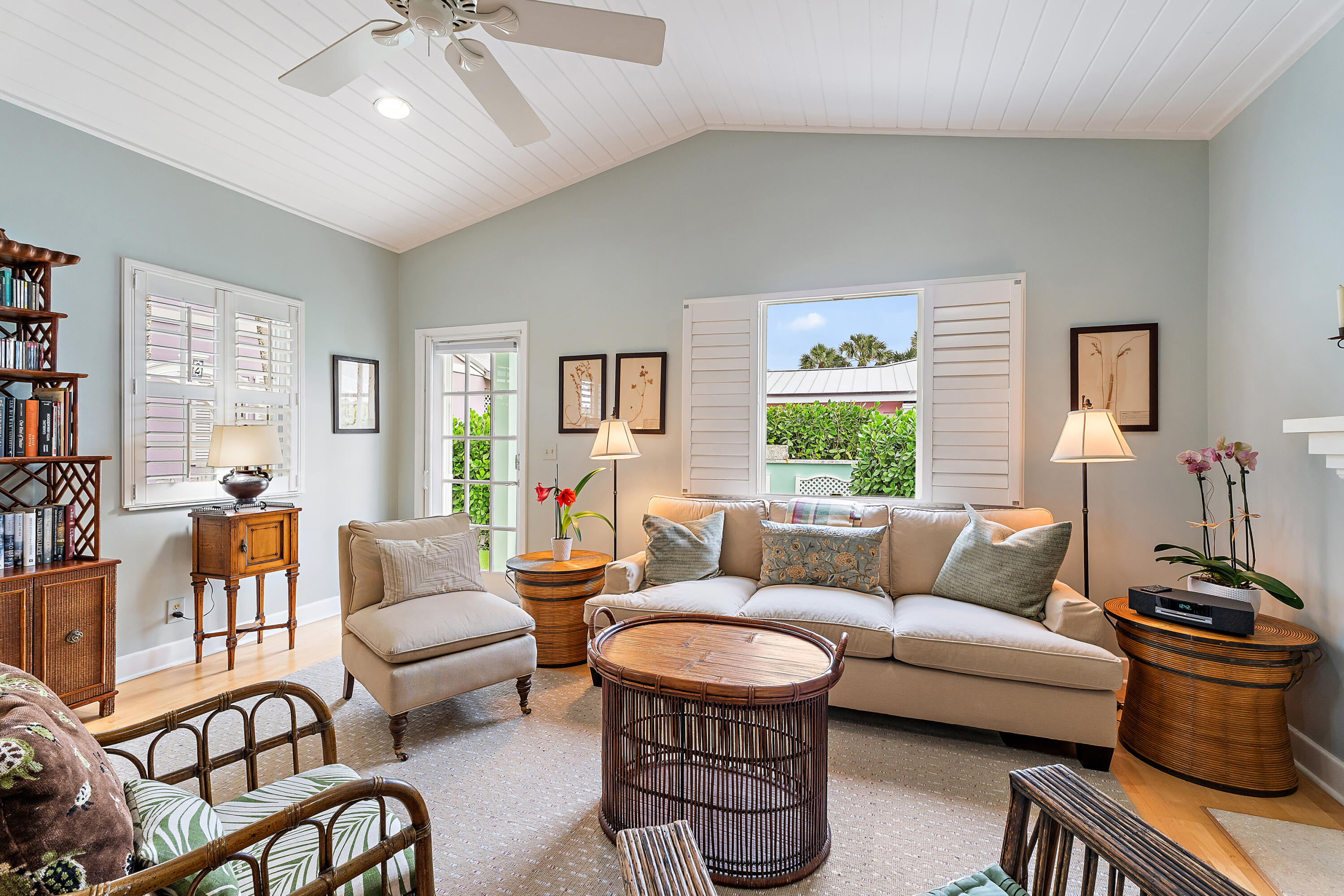 240 Celestial Way, Unit 2 Juno Beach, FL 33408 - Photo 12 of 58 Living Room