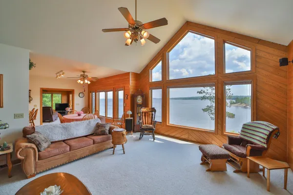 $1,500,000 | 10124 Timber Wolf Trail, Kabetogama, MN 56669
