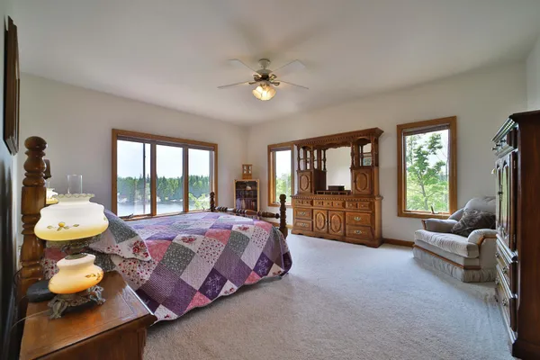 $1,500,000 | 10124 Timber Wolf Trail, Kabetogama, MN 56669