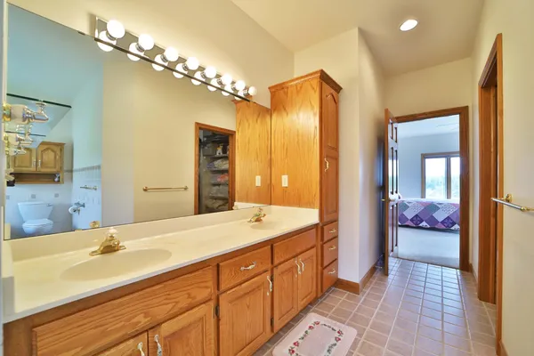 $1,500,000 | 10124 Timber Wolf Trail, Kabetogama, MN 56669