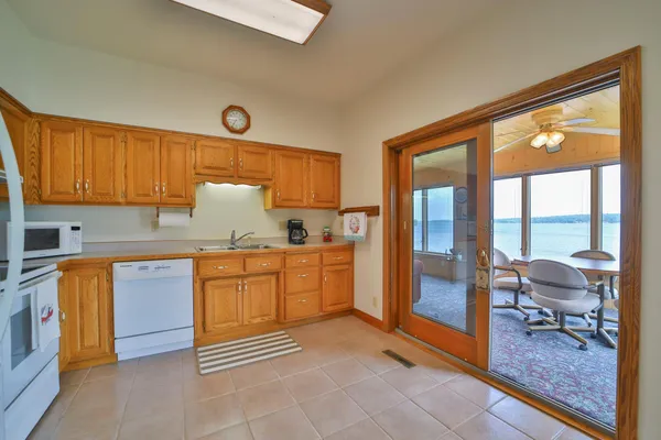 $1,500,000 | 10124 Timber Wolf Trail, Kabetogama, MN 56669