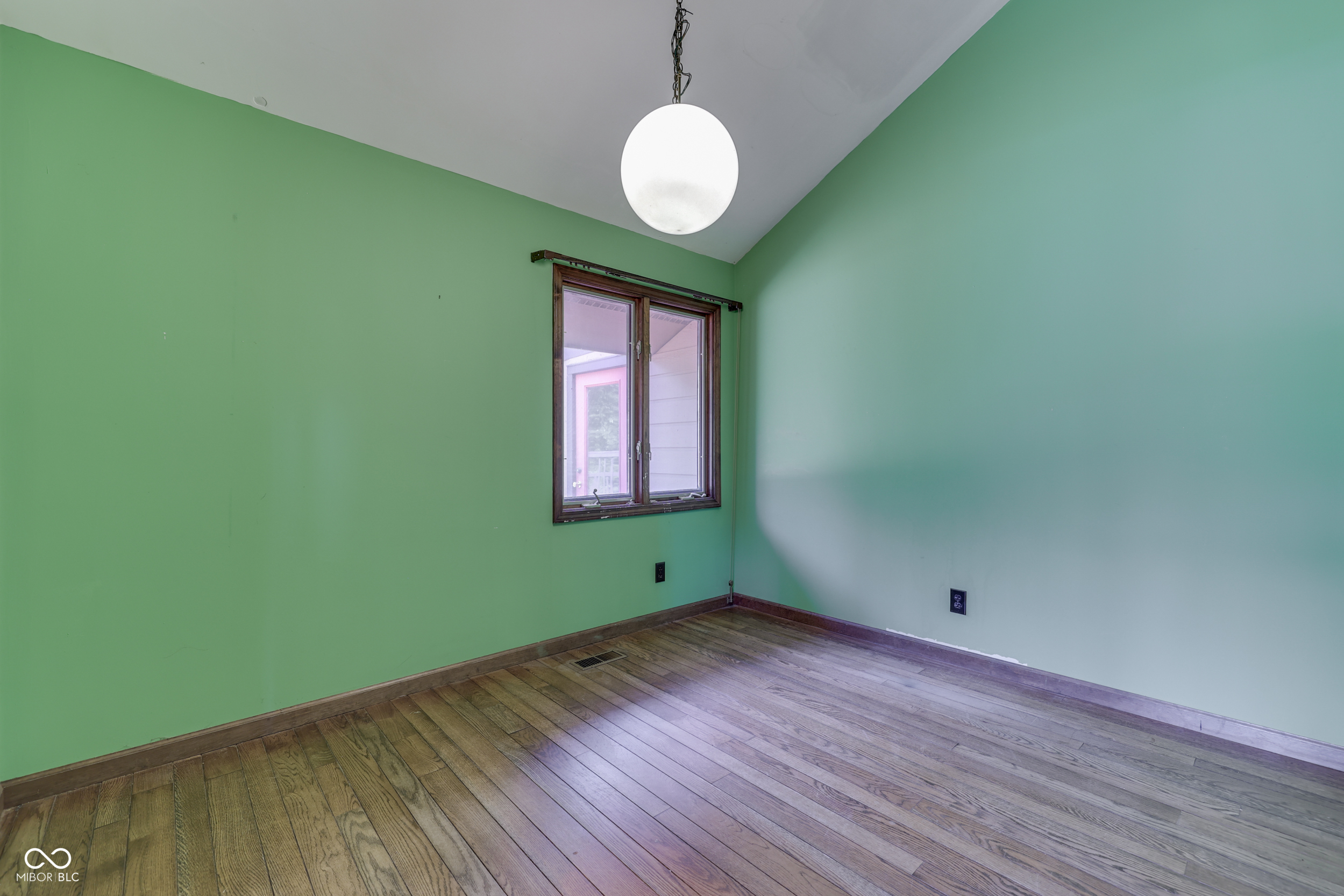 1628 Ridge Hill Avenue Indianapolis, IN 46217 - Photo 17 of 55