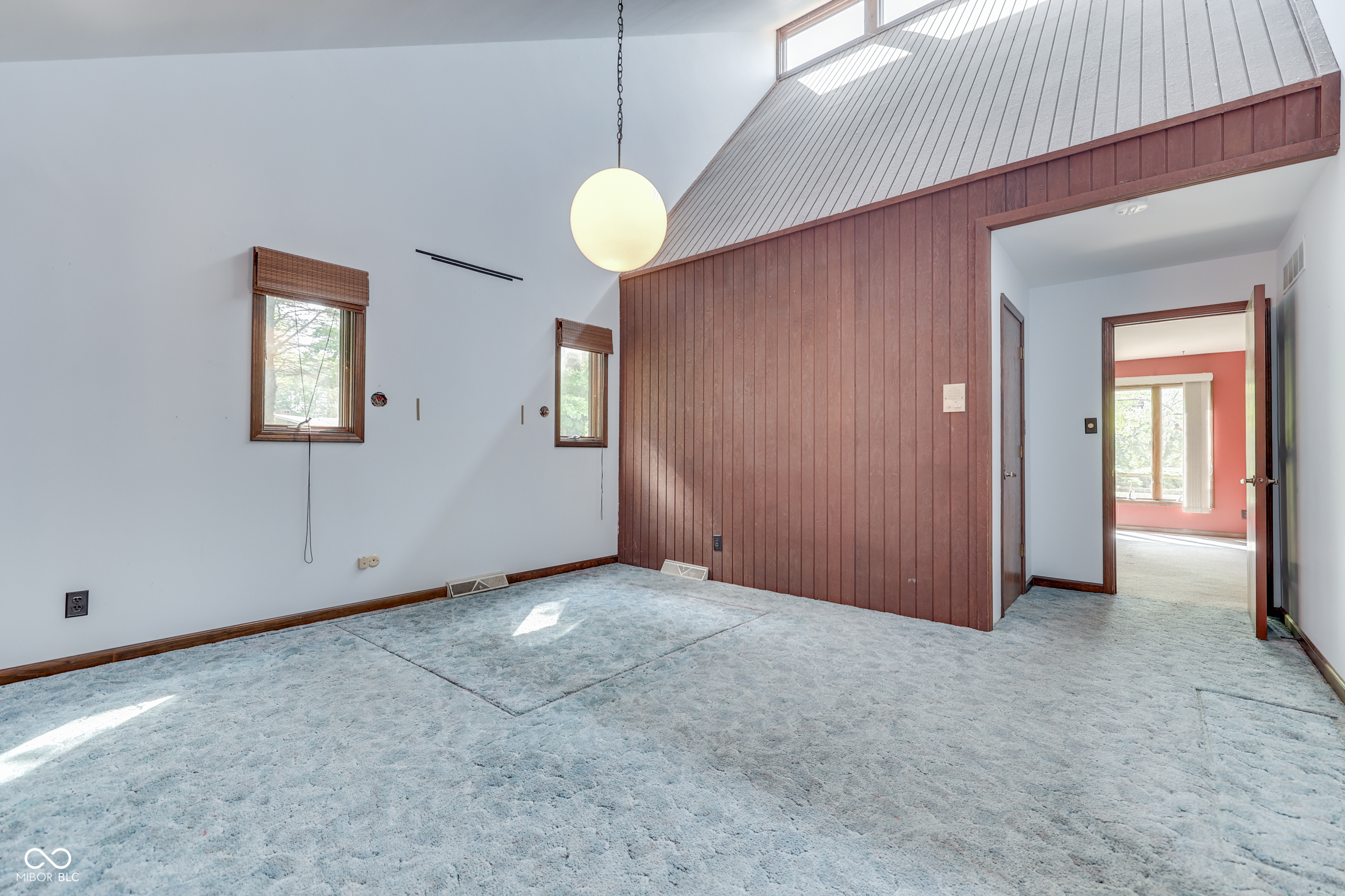 1628 Ridge Hill Avenue Indianapolis, IN 46217 - Photo 24 of 55