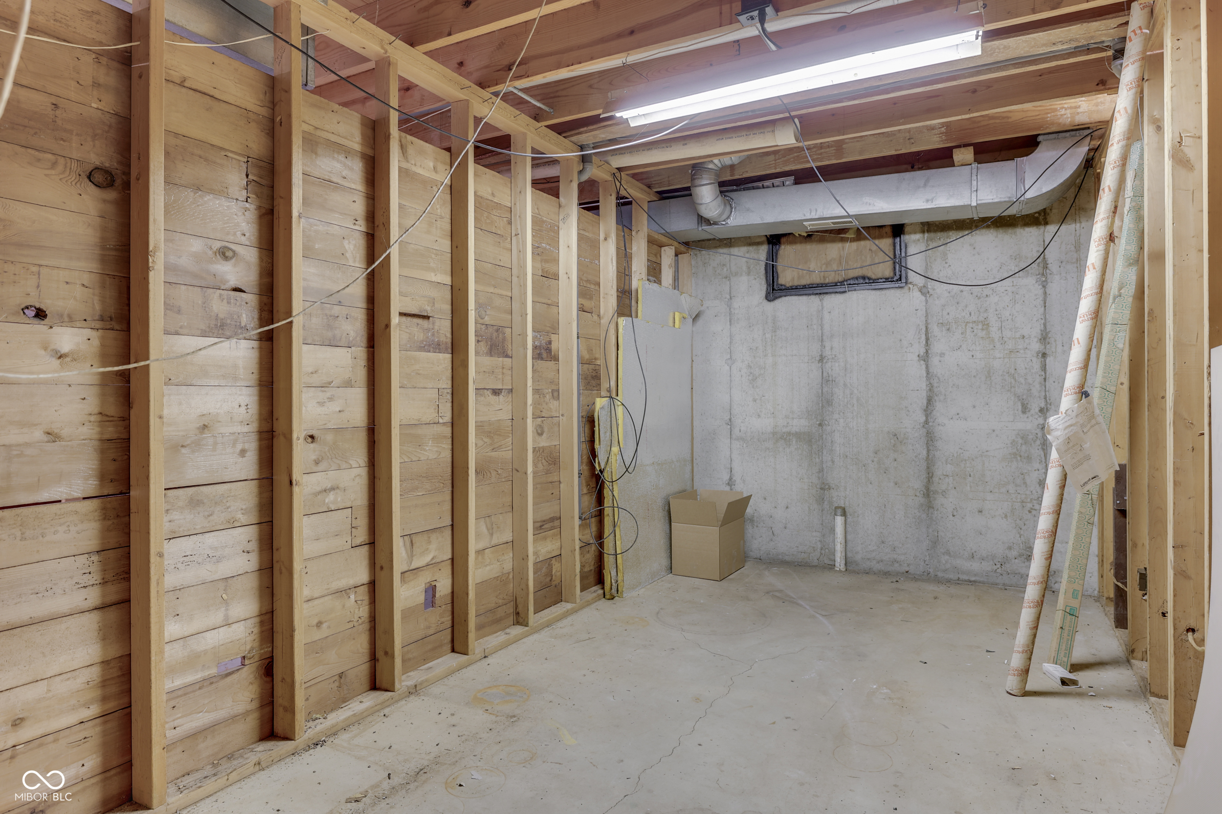 1628 Ridge Hill Avenue Indianapolis, IN 46217 - Photo 45 of 55