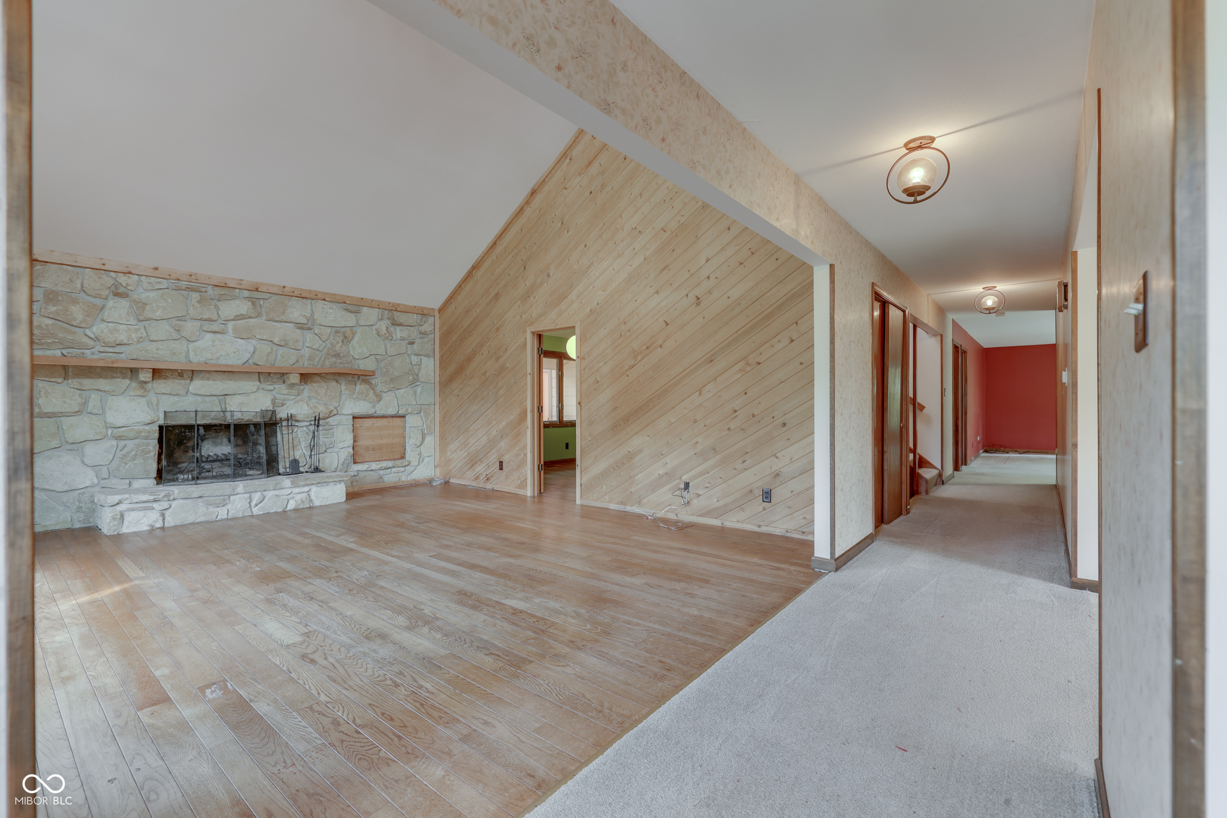 1628 Ridge Hill Avenue Indianapolis, IN 46217 - Photo 10 of 55
