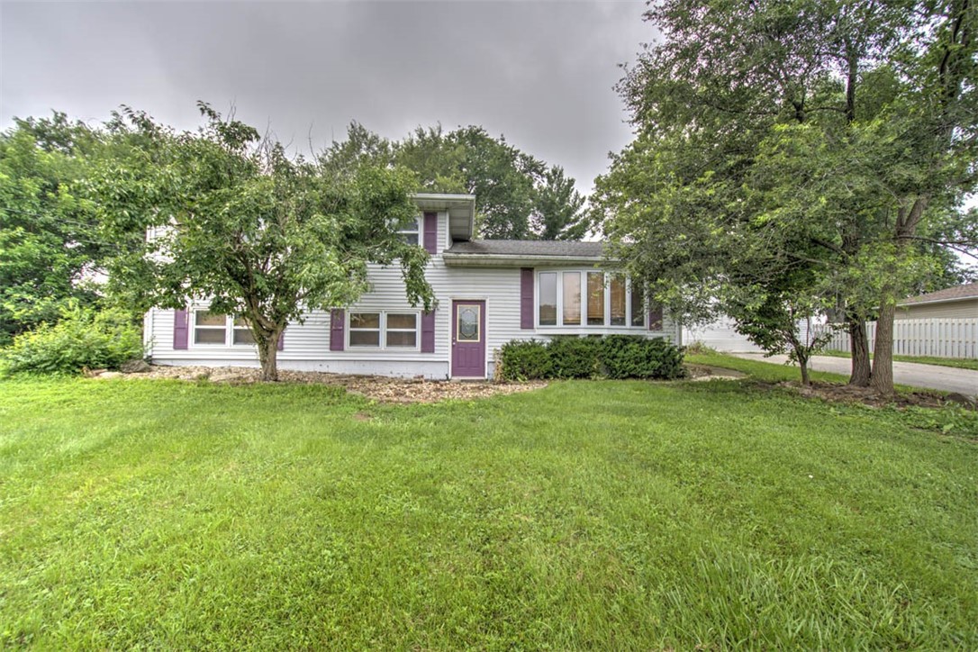 4353 Forest Parkway Decatur, IL 62521 - Photo 8 of 31