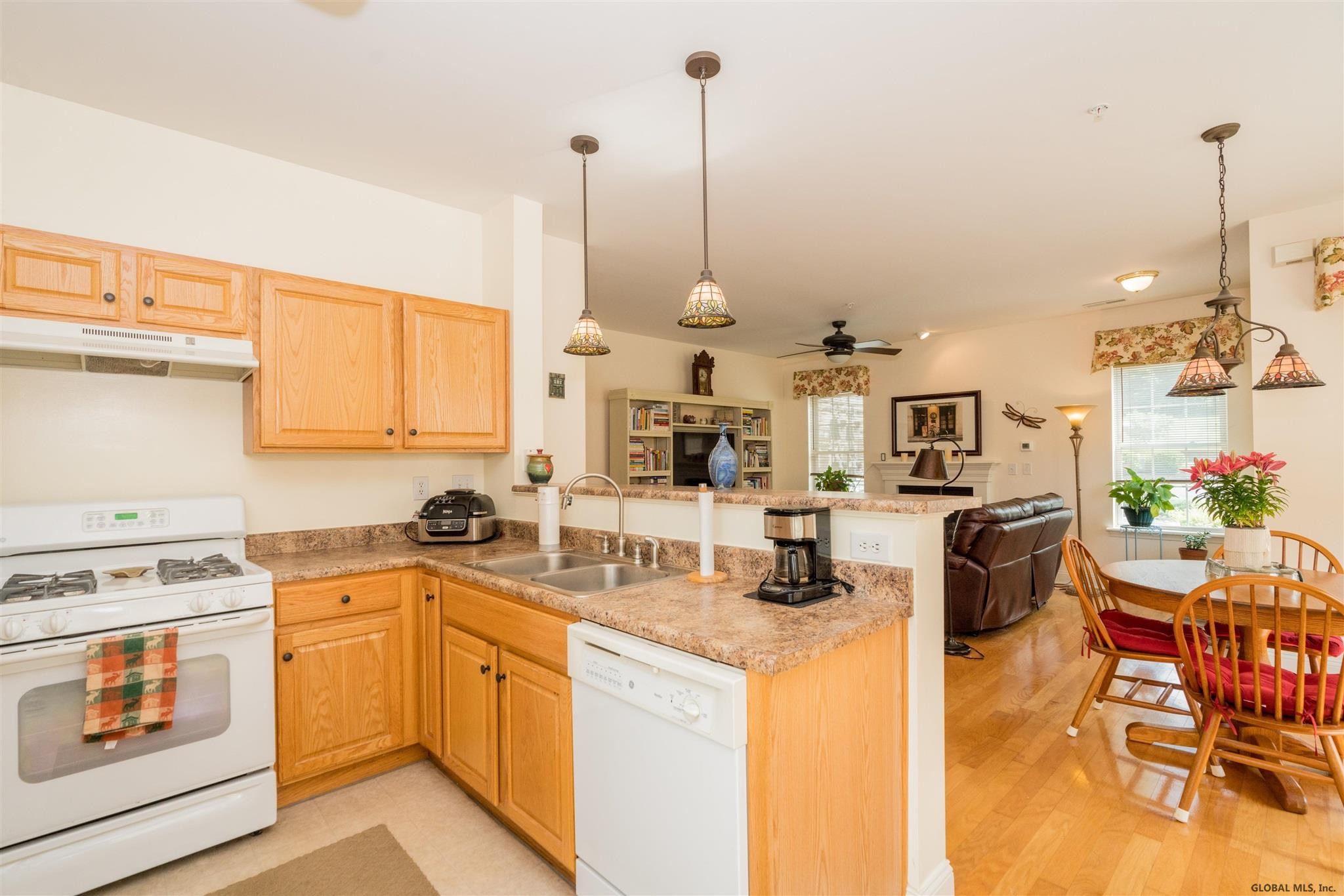 211 N Ridge Troy, NY 12182 - Photo 19 of 52 Photo 19