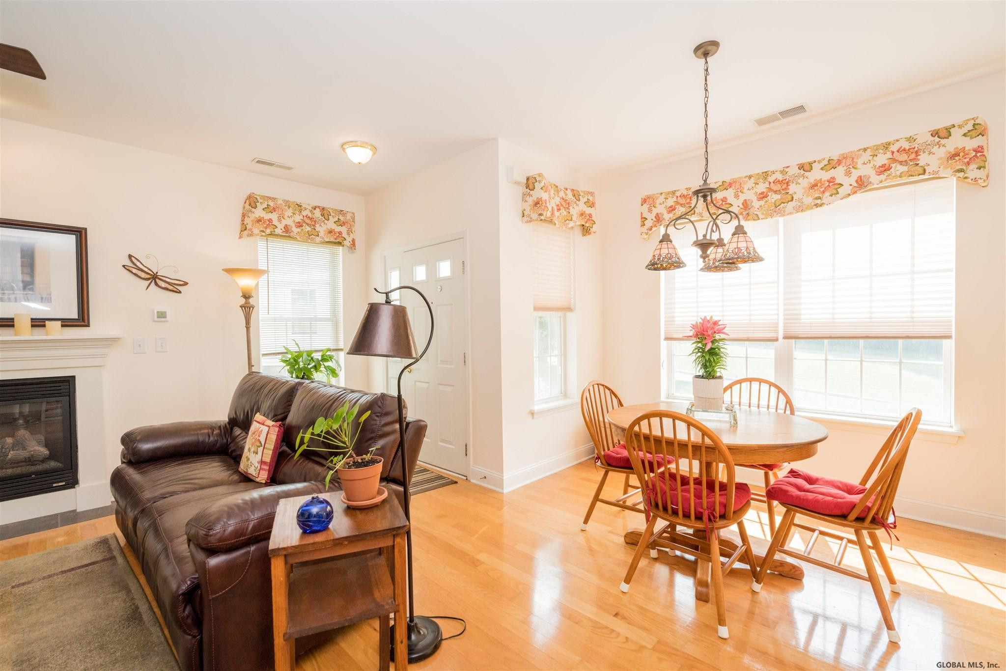 211 N Ridge Troy, NY 12182 - Photo 7 of 52 Photo 7