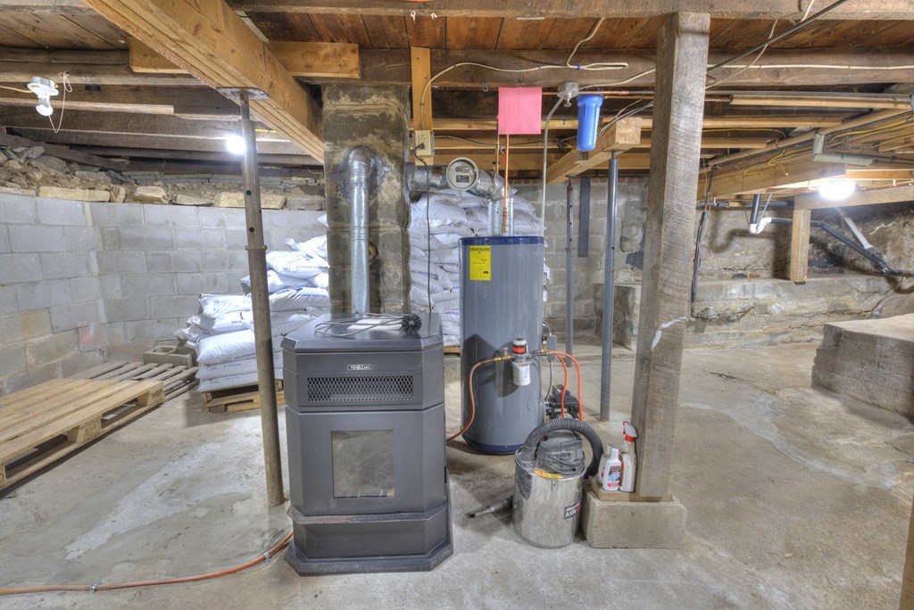 95 Sylvester Road Northampton, MA 01062 - Photo 42 of 42 a storage room