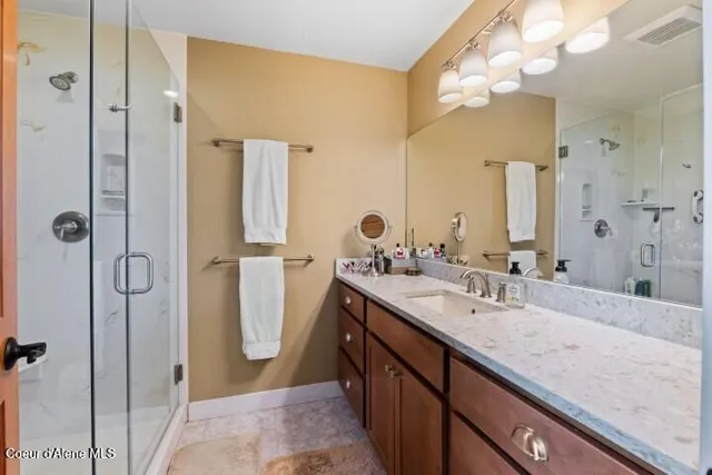 $1,650,000 | 707 Eagen Mountain Drive, Hope, ID 83836