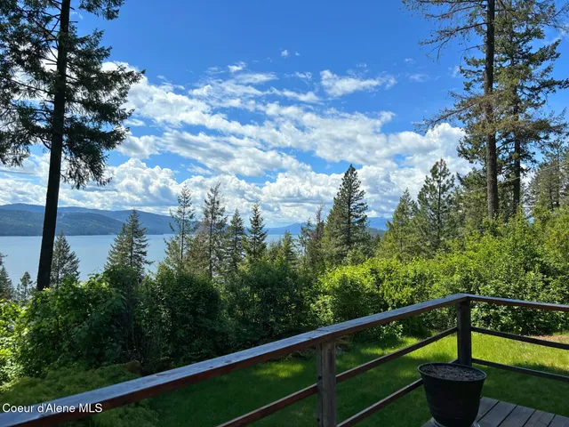 $1,650,000 | 707 Eagen Mountain Drive, Hope, ID 83836