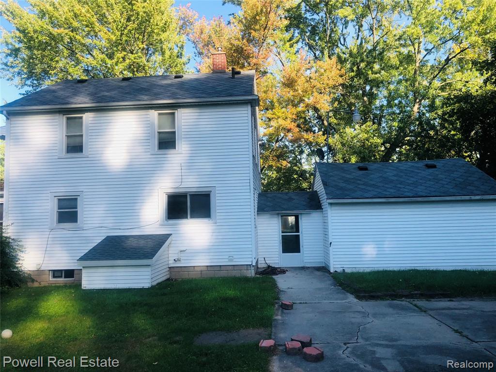 1735 Hemmeter Road Saginaw, MI 48638 - Photo 3 of 26 Gallery Image 3