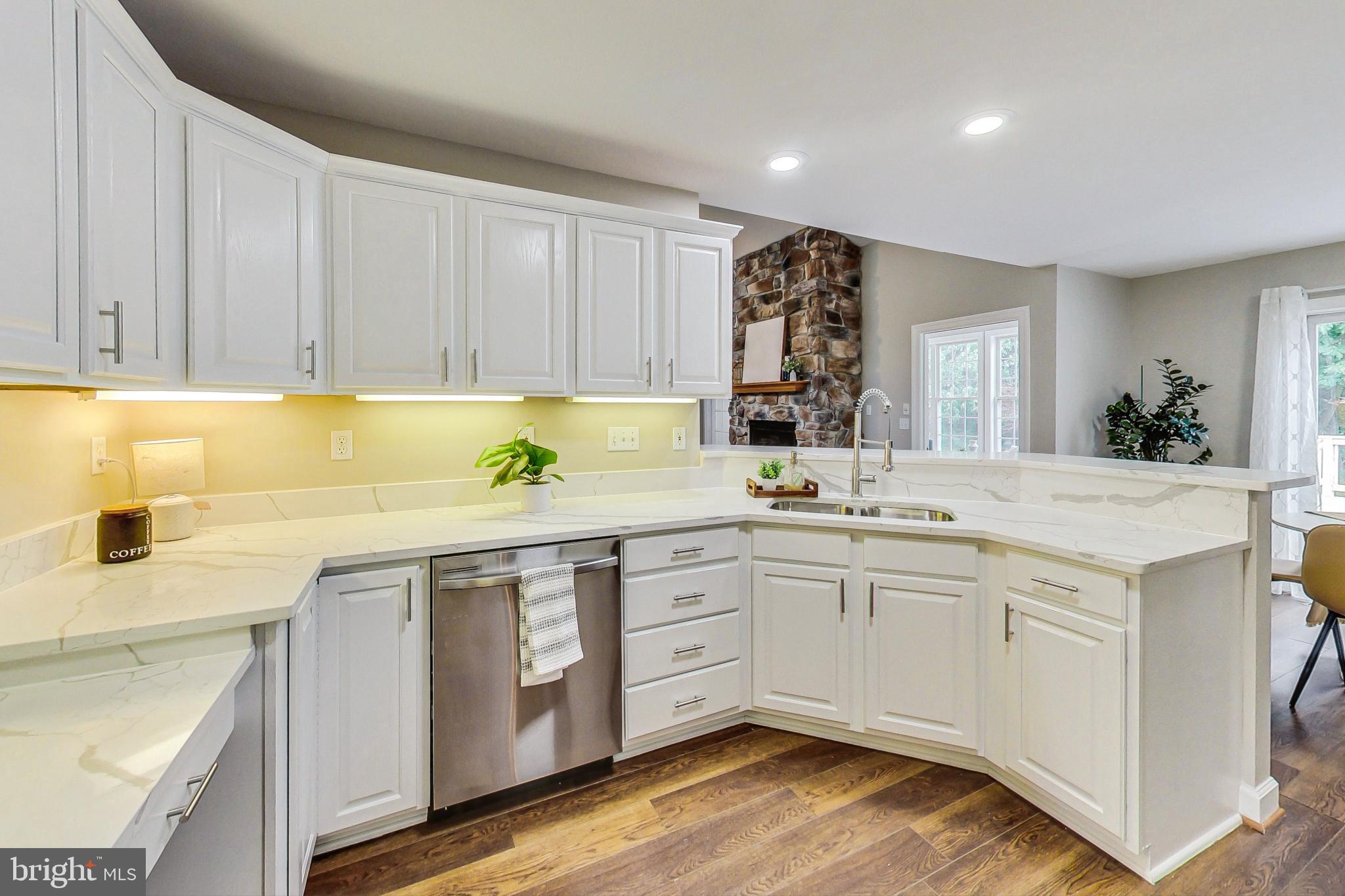 1909 Cameron Ridge Road Hanover, MD 21076 - Photo 11 of 66 Updated Modern Eat-In Kitchen