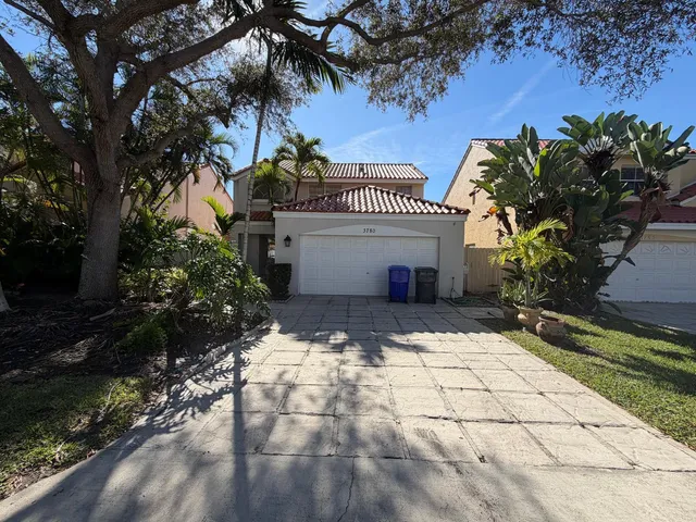 $4,000 | 3780 Amalfi Drive, Unit 3780, Hollywood, FL 33021