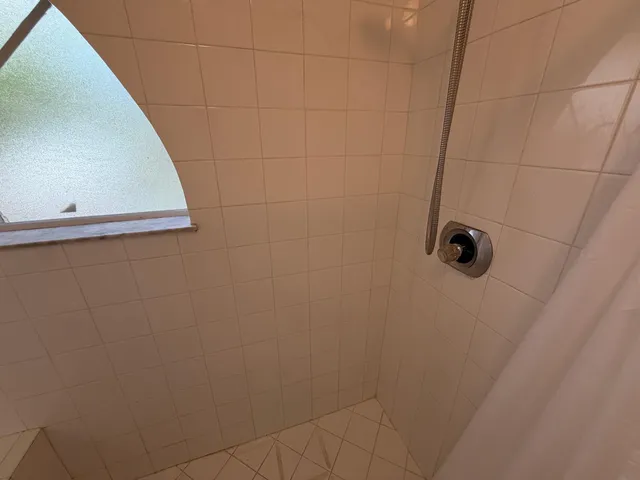 $4,000 | 3780 Amalfi Drive, Unit 3780, Hollywood, FL 33021