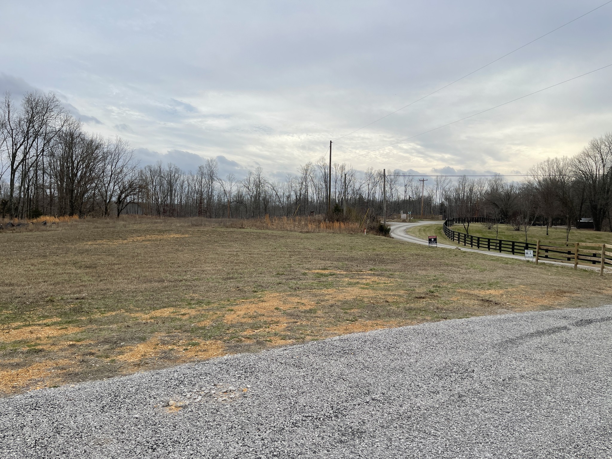 44 Ridgeway Avenue Sparta, TN 38583 - Photo 3 of 42