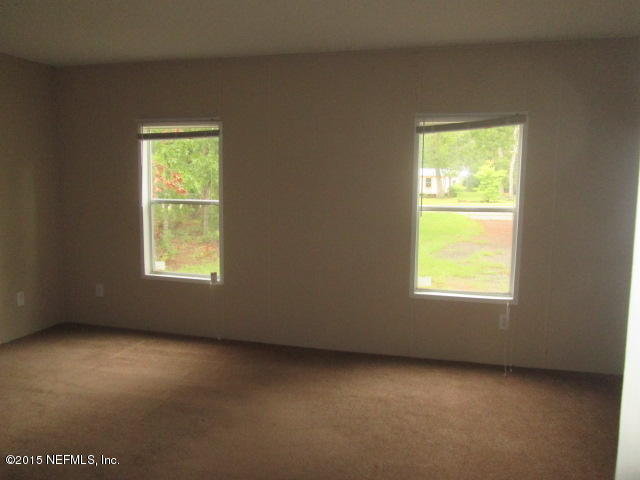 86382 Jean Road Yulee, FL 32097 - Photo 8 of 18 13. MASTER BEDROOM
