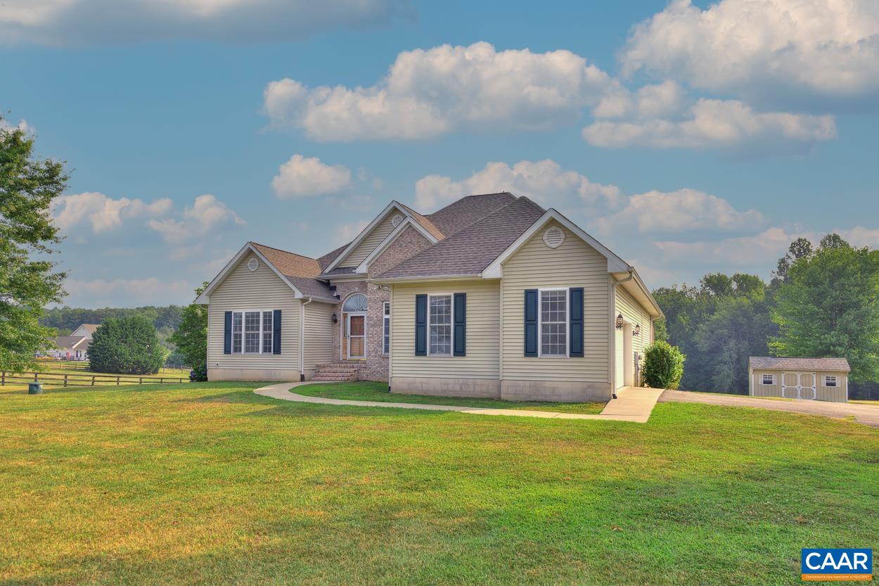 1908 Hollands Road Palmyra, VA 22963 - Photo 2 of 41 a front view of house with yard and green space