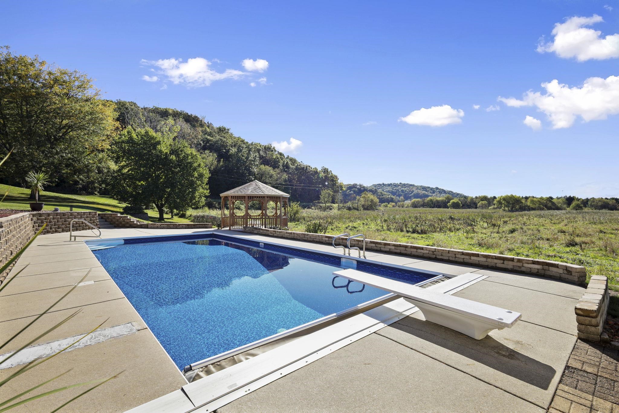 S9331 Valley View Road Plain, WI 53577 - Photo 12 of 70