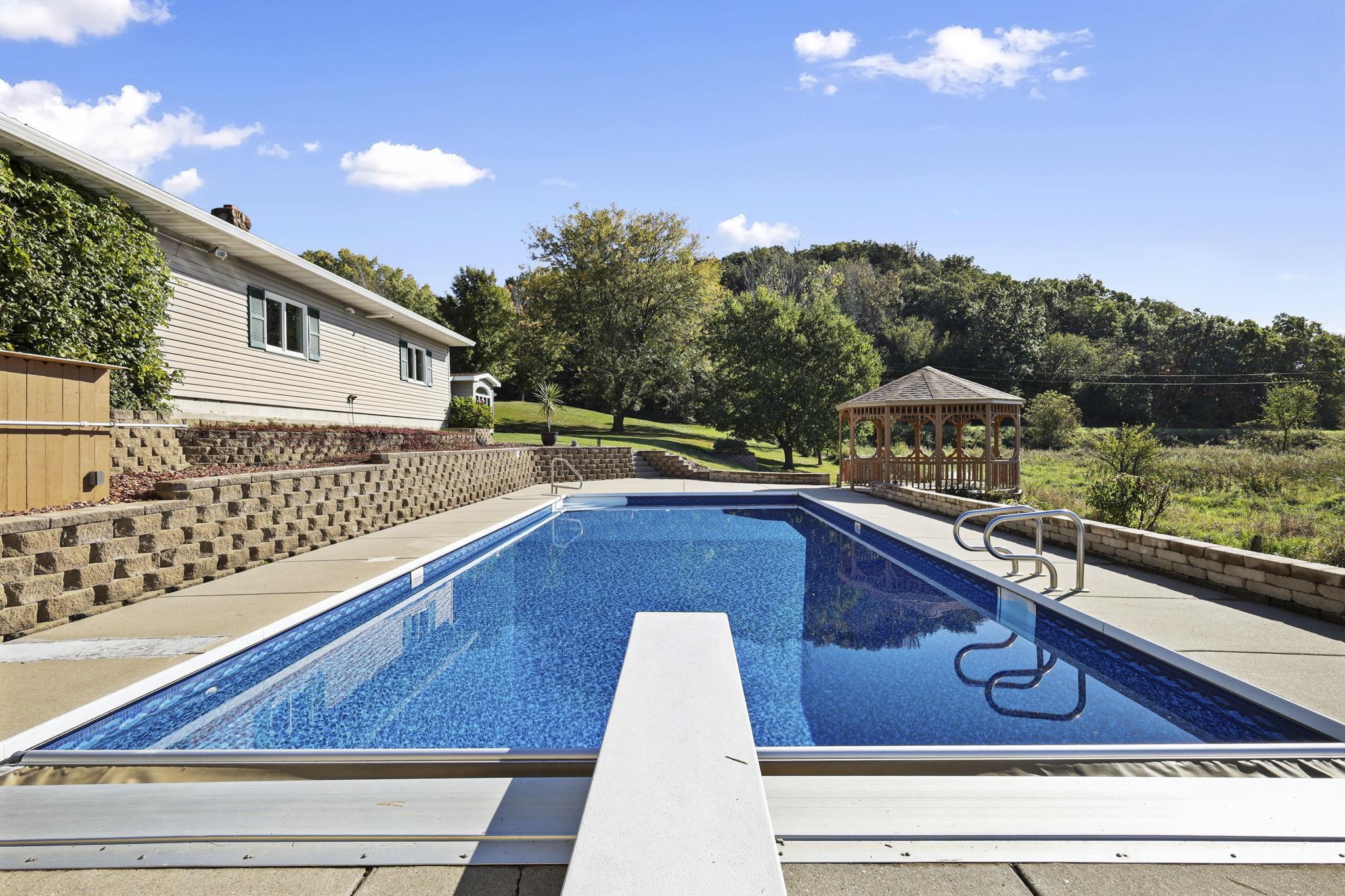 S9331 Valley View Road Plain, WI 53577 - Photo 13 of 70