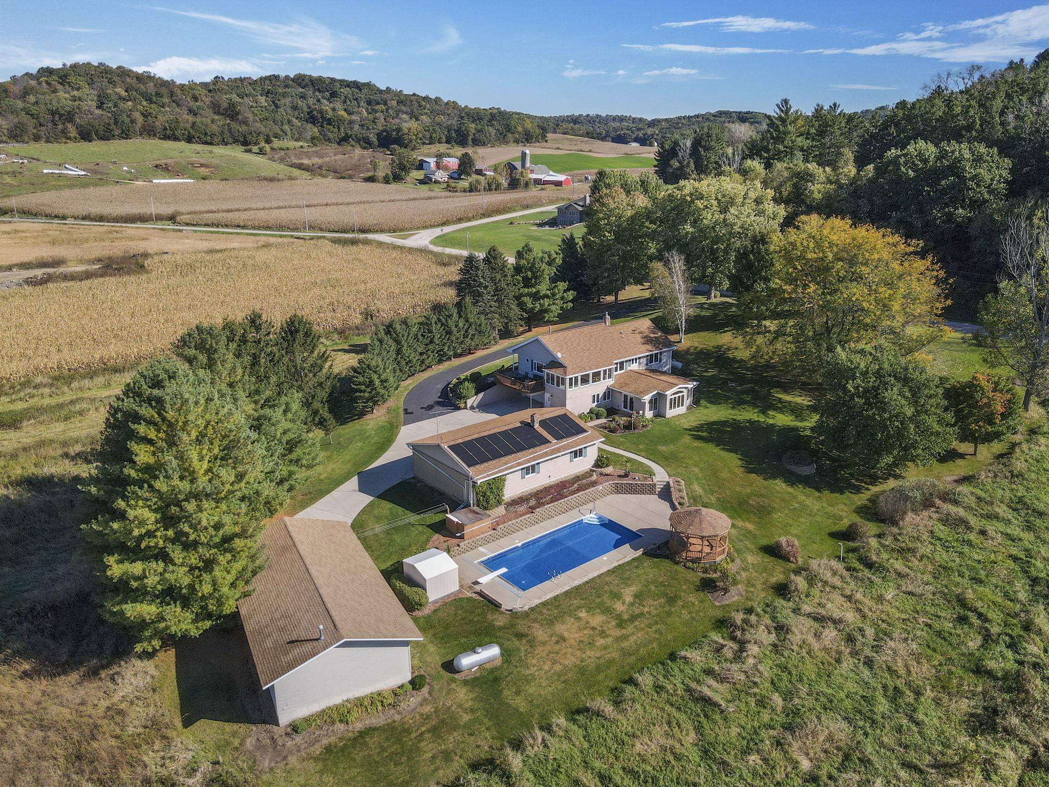 S9331 Valley View Road Plain, WI 53577 - Photo 20 of 70