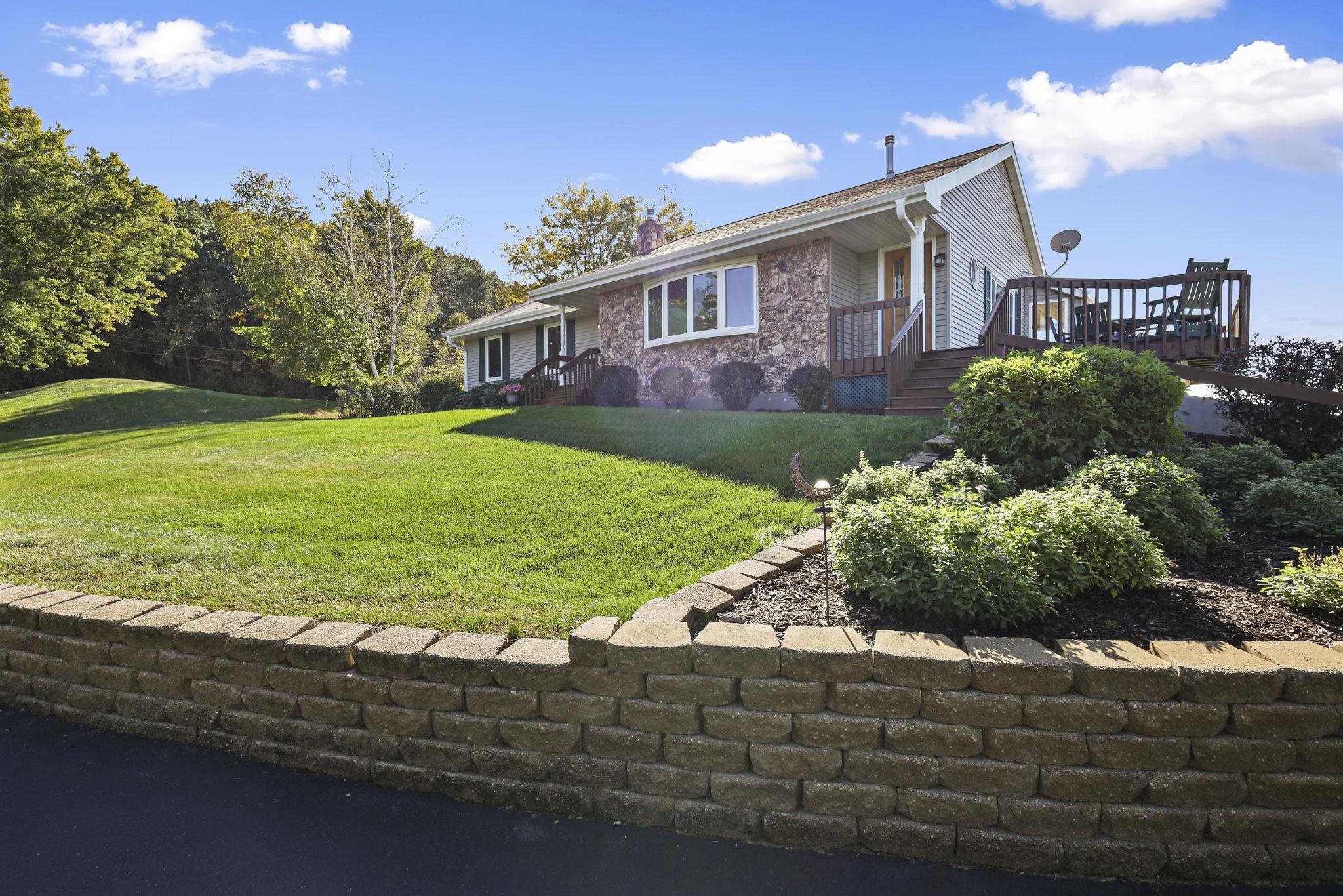 S9331 Valley View Road Plain, WI 53577 - Photo 8 of 70