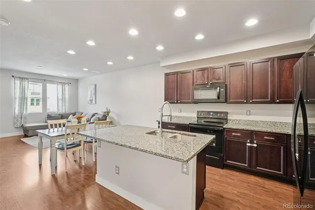 $400,000 | 16189 East Elk Drive, Denver, CO 80239