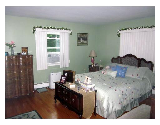 21 Appletown Road Smithfield, RI 02828 - Photo 7 of 16 Bedroom.