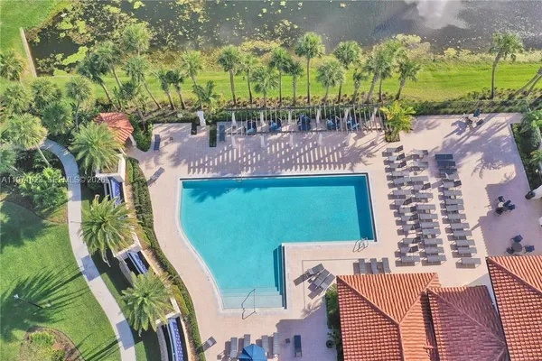 a view of outdoor space yard and patio