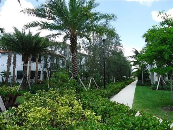 $3,600 | 11351 Southwest 15th Street, Unit 11351, Pembroke Pines, FL 33025