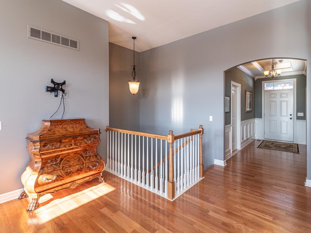 609 Mountain Circle Rochester, MI 48306 - Photo 15 of 73 50066094-14.JPG