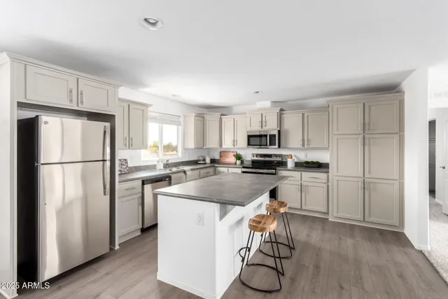 $475,000 | 10350 East Shallow Canyon Road, San Tan Valley, AZ 85143