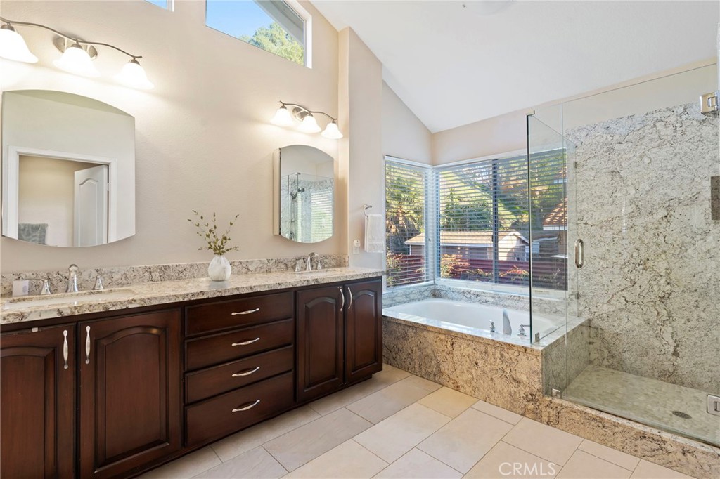 1535 San Almada Road Corona, CA 92882 - Photo 18 of 42